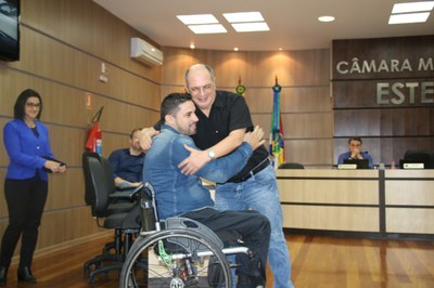 Câmara homenageia atleta paralímpico (8).jpeg