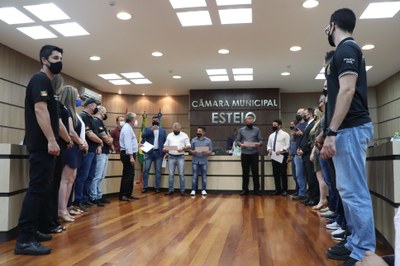 Câmara homenageia policiais da Operação Isis 2