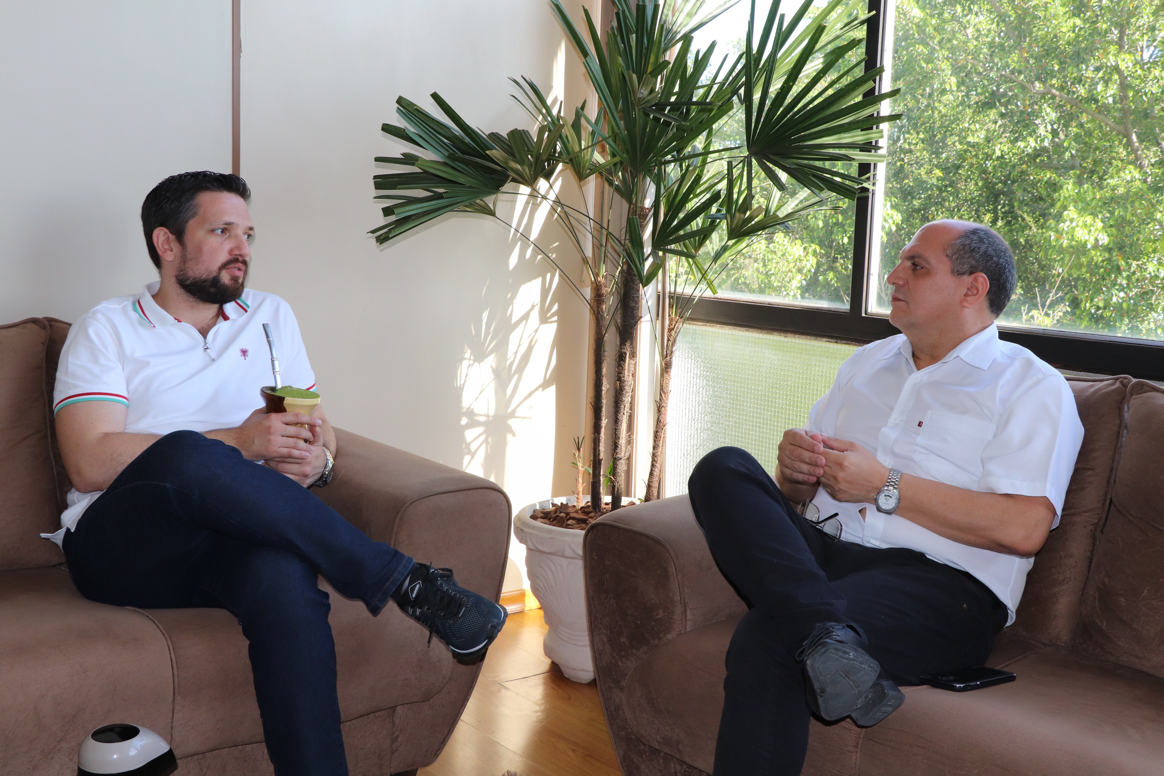 Euclides Castro se encontra com prefeito e futuro presidente da Câmara 2.JPG