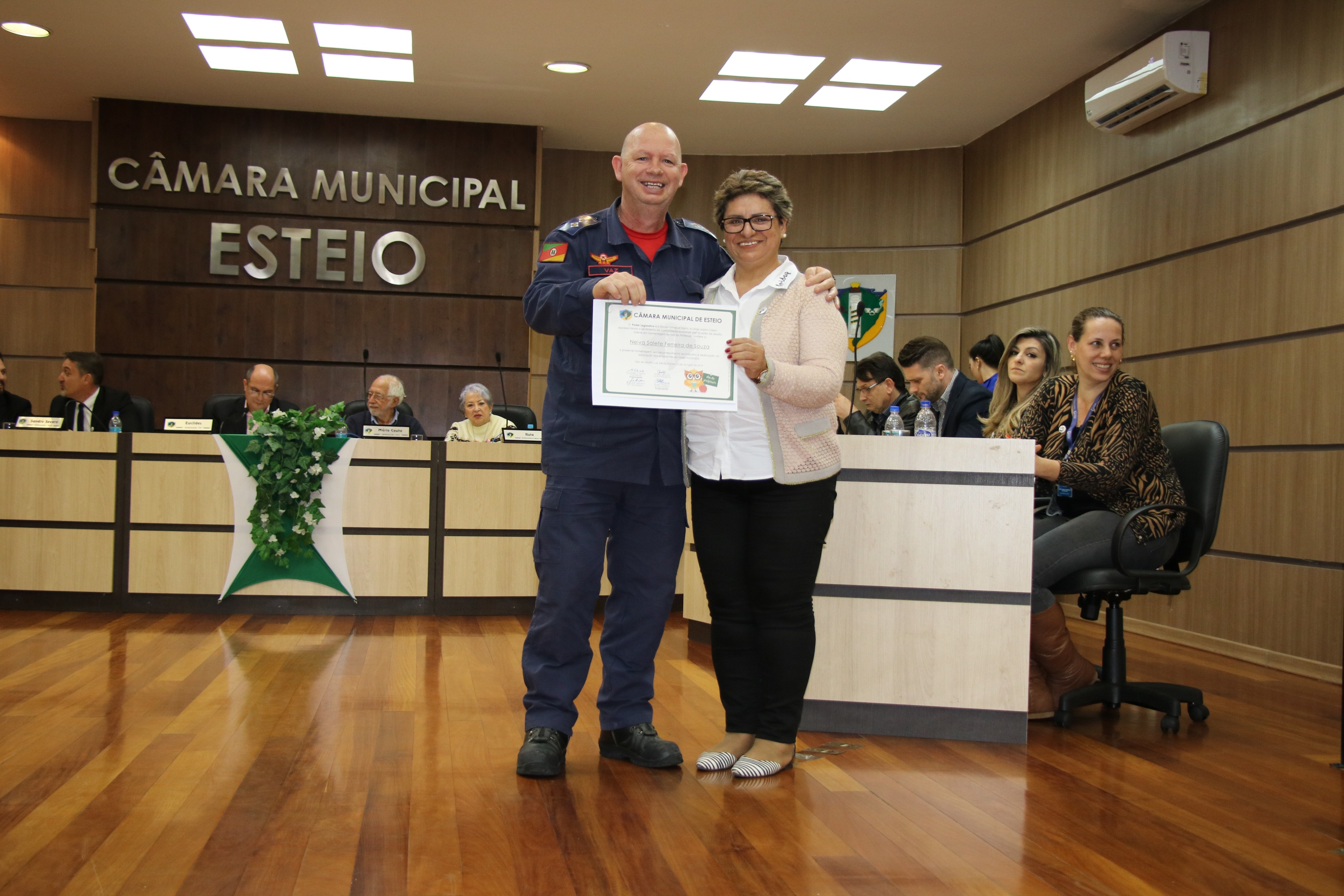 Sessão Solene Dia do Professor 2019 (99).JPG