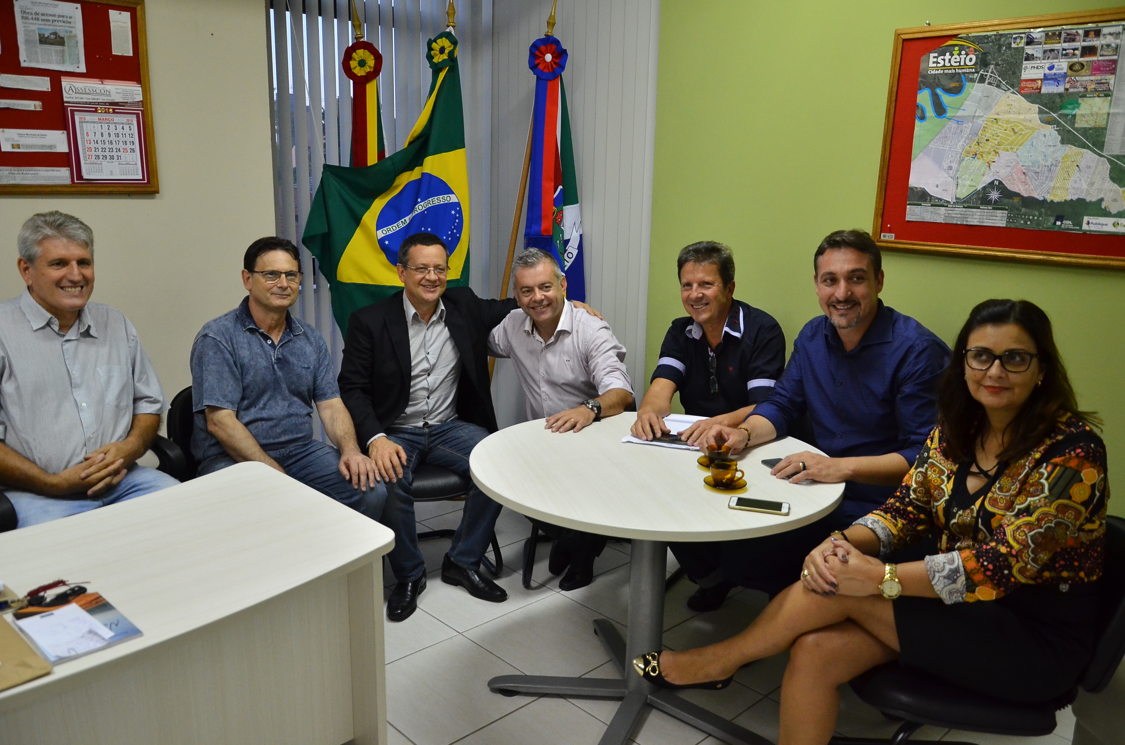 Presidência: Beto Albuquerque visita Câmara de Esteio