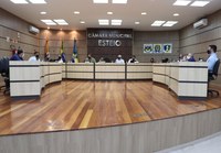 Câmara aprova número recorde de projetos em sessão