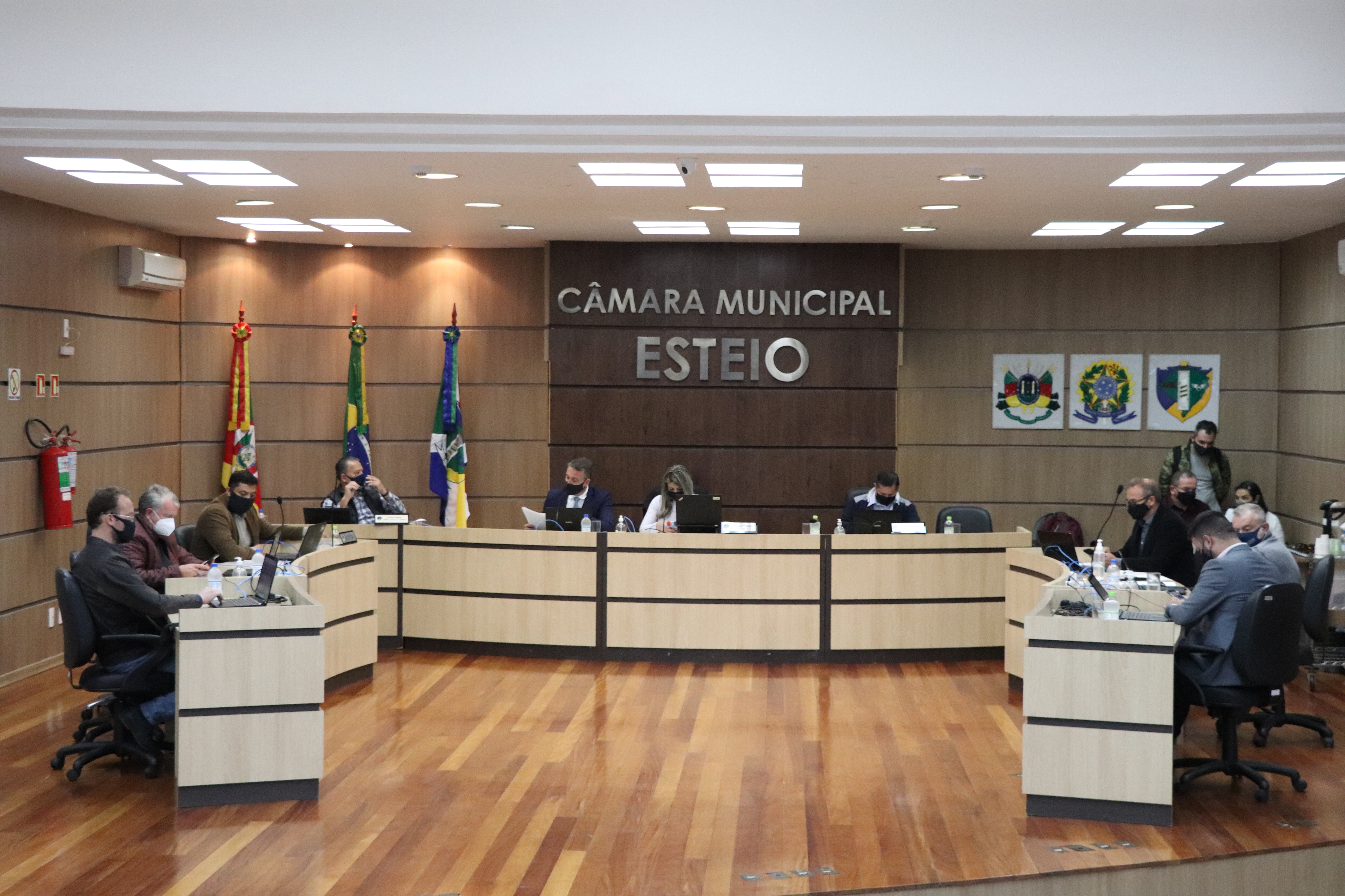 Câmara aprova a criação de programa de RIFS para imóveis de habitação popular.