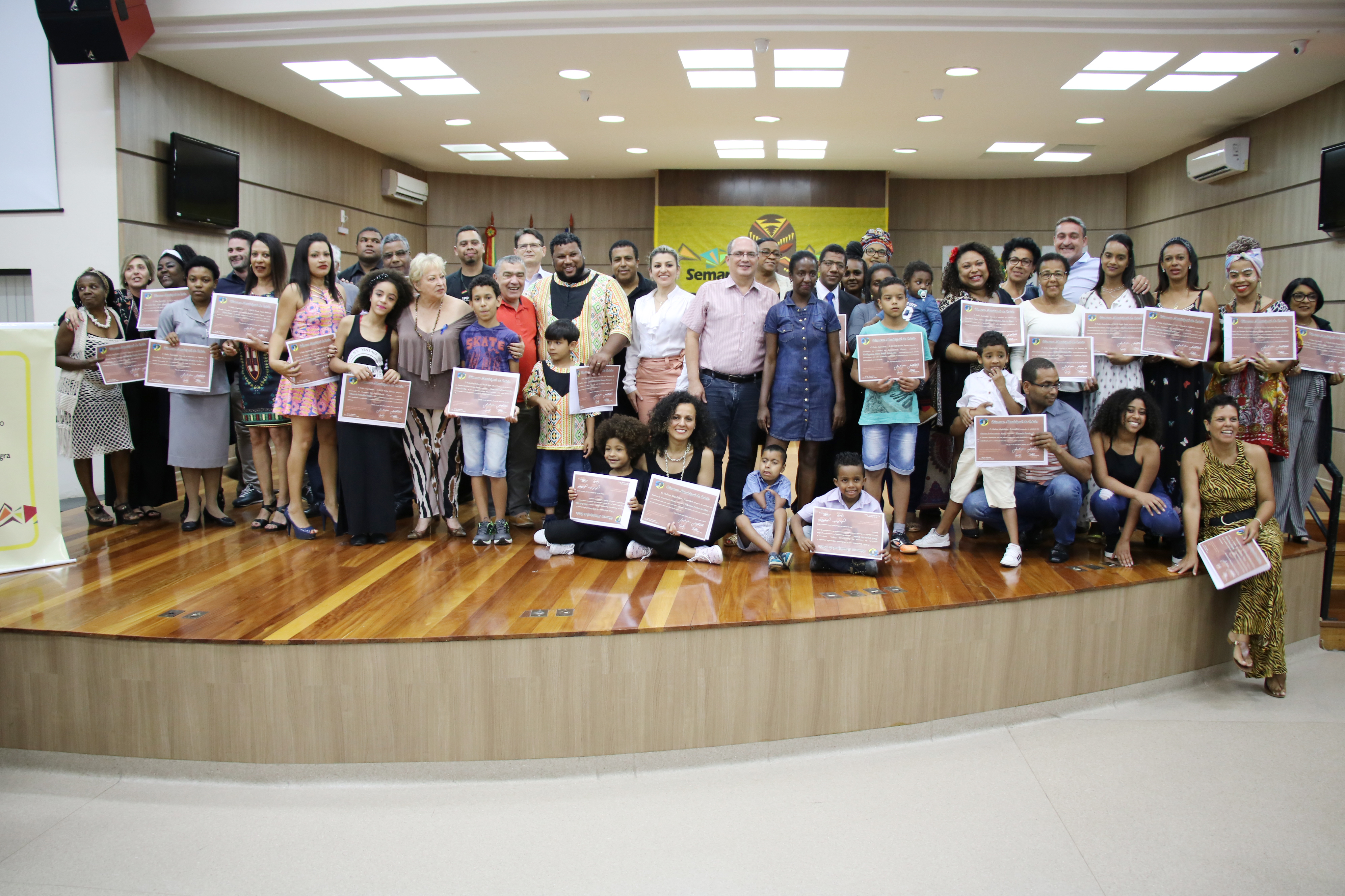 Câmara de Esteio homenageia Semana da Consciência Negra