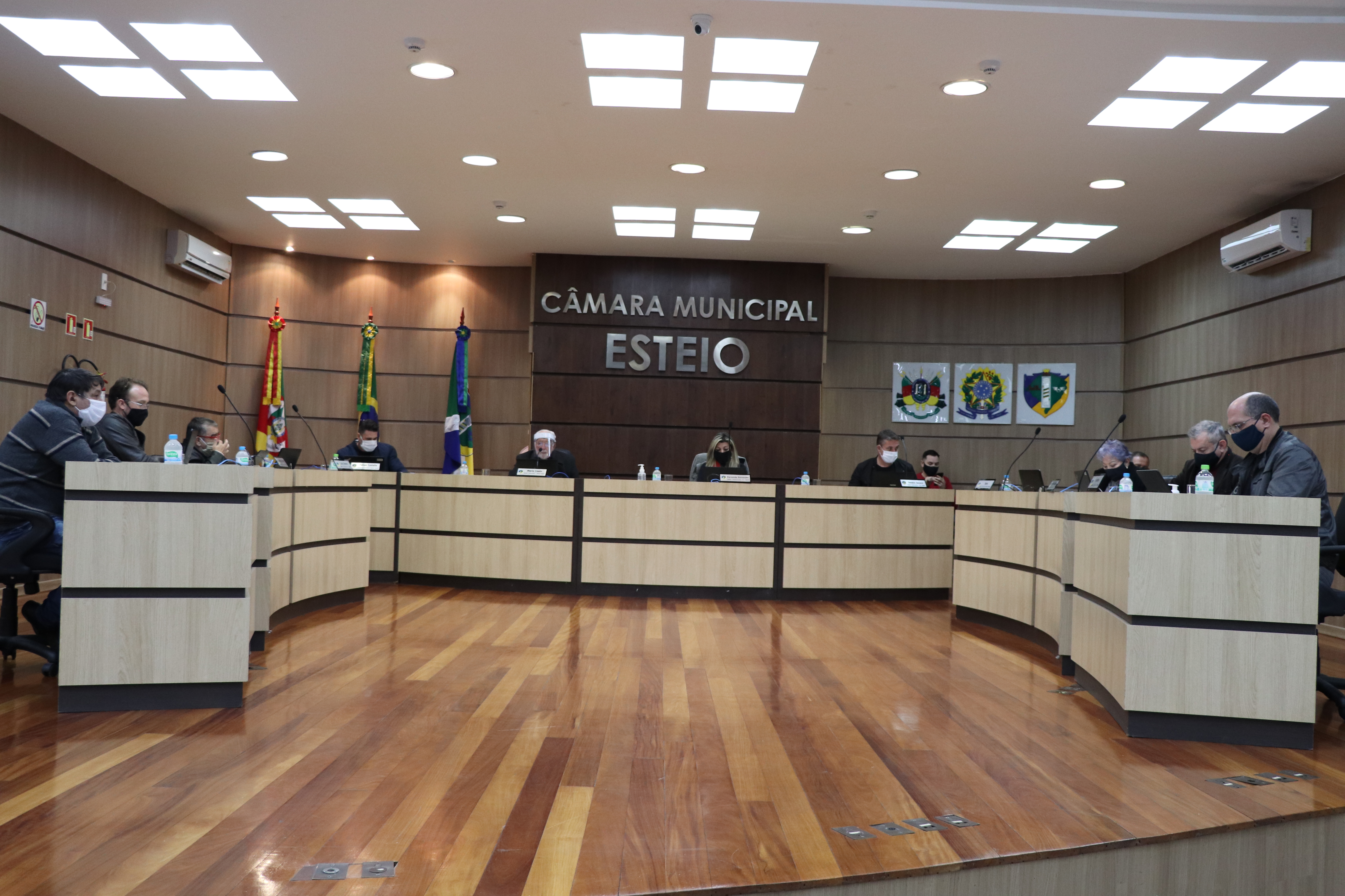 Câmara vota dois projetos de lei durante sessão desta semana