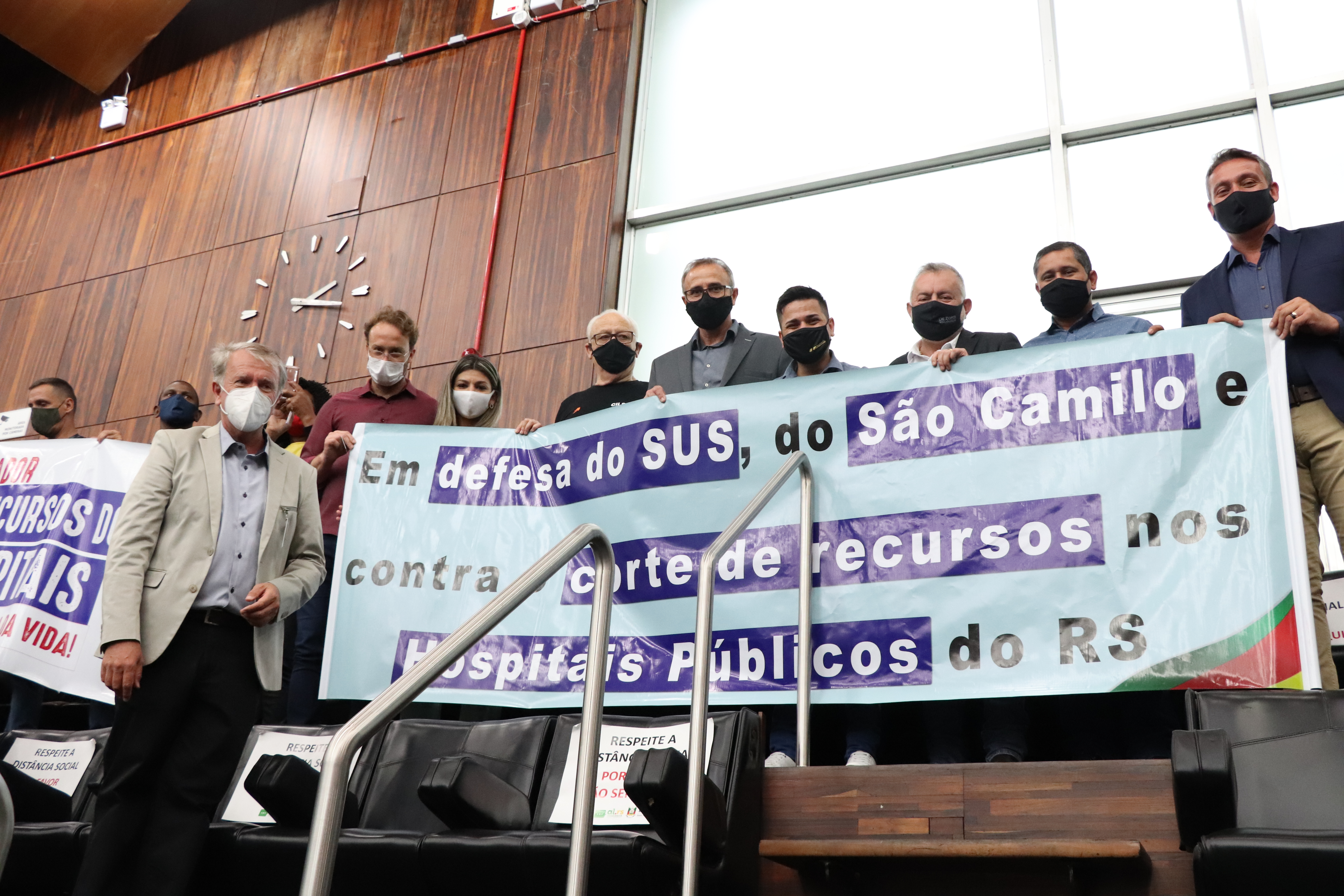 Para garantir recursos aos hospitais, vereadores vão à Assembleia Legislativa