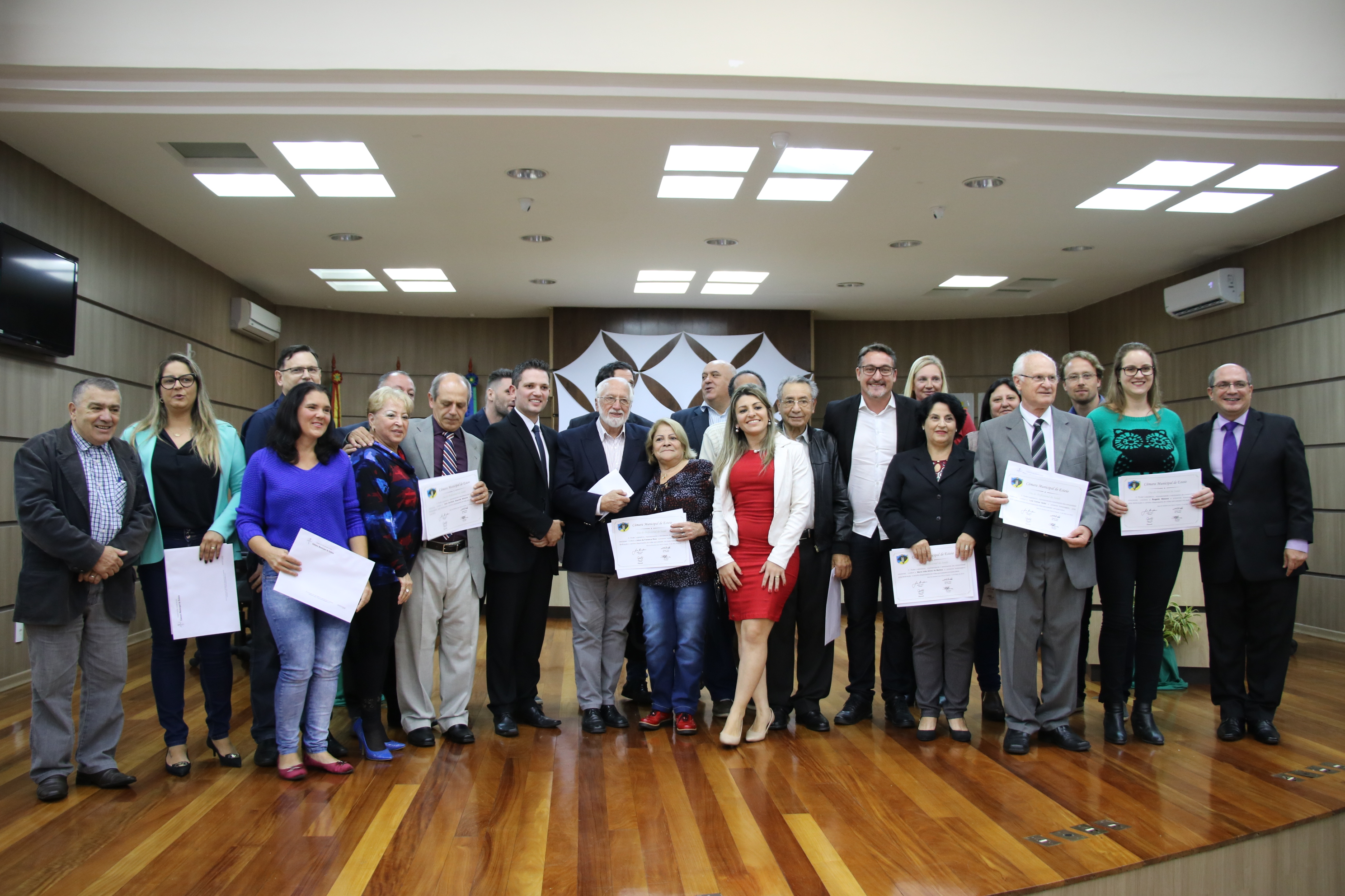 Profissionais da Saúde são homenageados pela Câmara de Vereadores