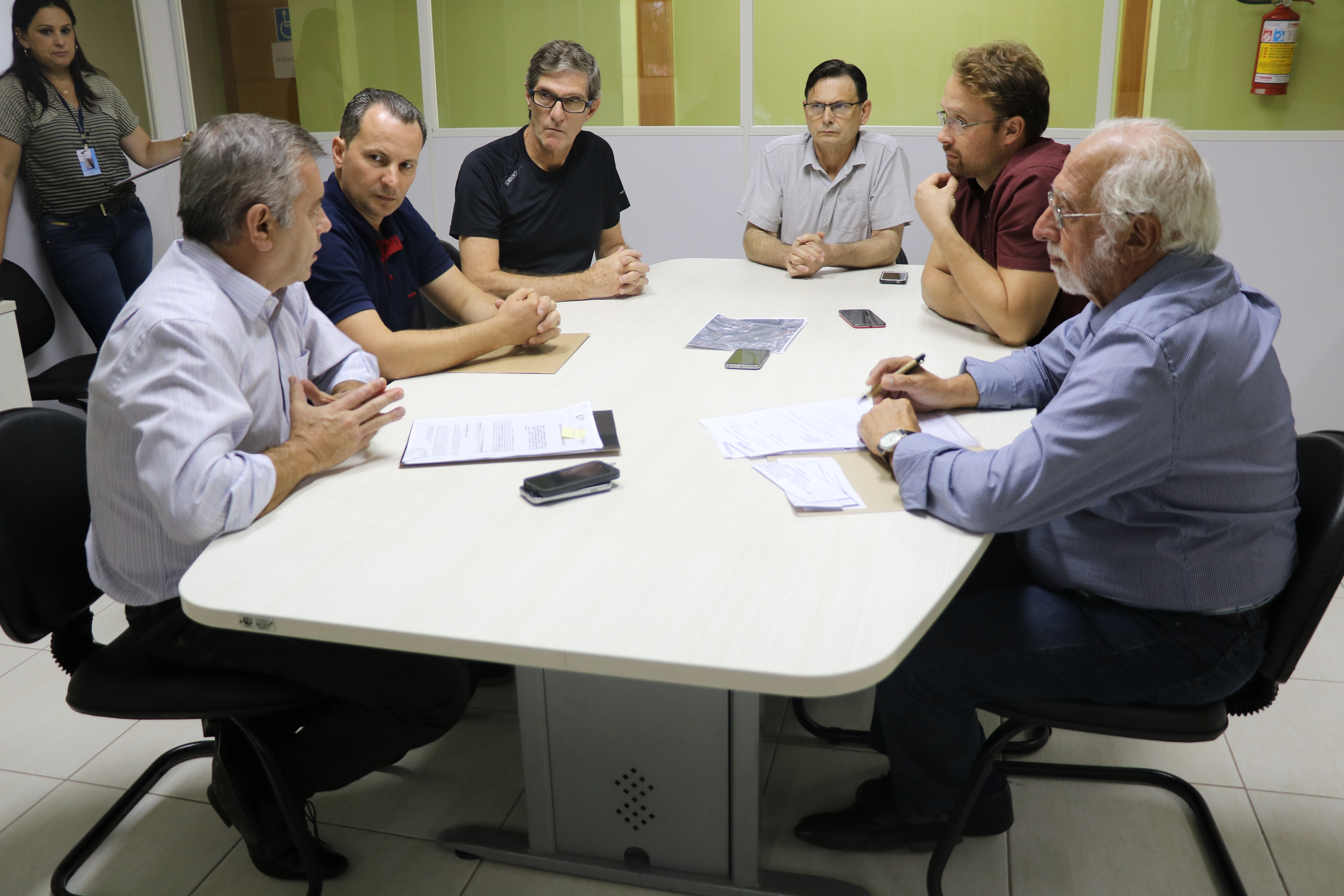 Projeto de iluminação no Loteamento Nossa Senhora de Lourdes segue sendo debatido na Comissão de Urbanização