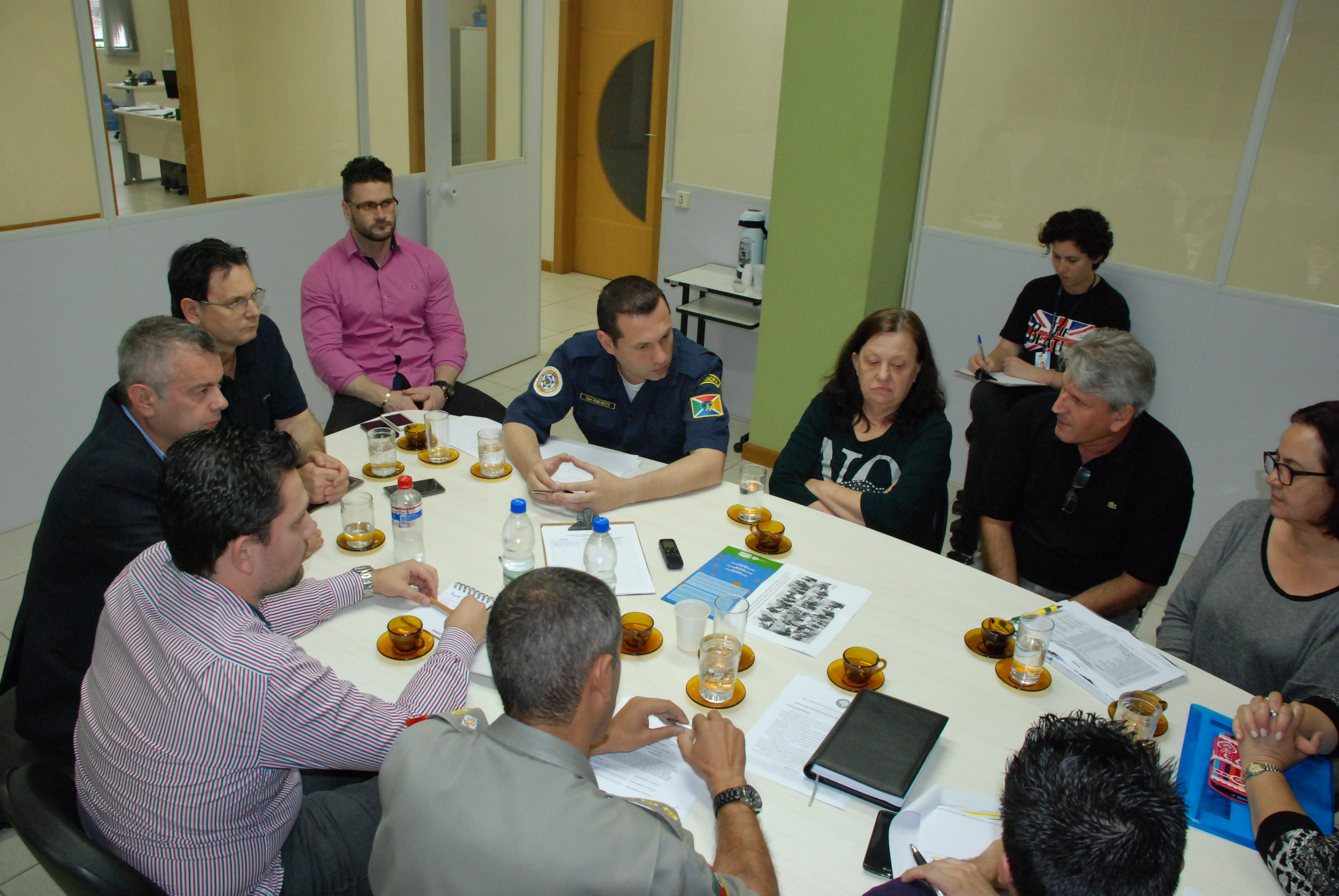 Segurança na Escola João XXIII é debatida em reunião na Câmara de Vereadores